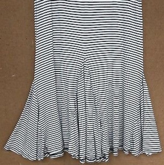 Pleione Striped Maxi Skirt - Picture 4 of 11